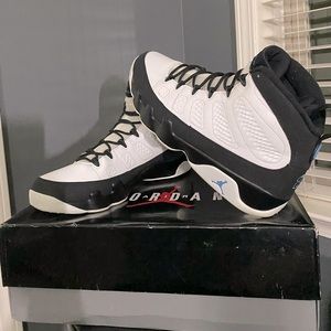 Air Jordan 9 Retro 'University Blue'